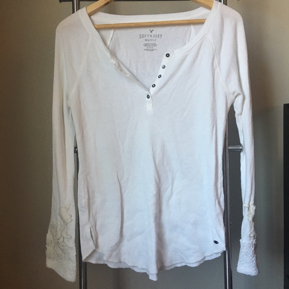 American Eagle fitted top size M